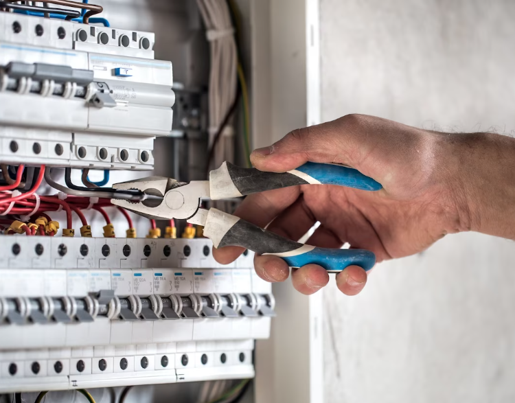 Formation habilitation électrique norme NF C 18-510 — SECURIZEN, Lagny-sur-Marne